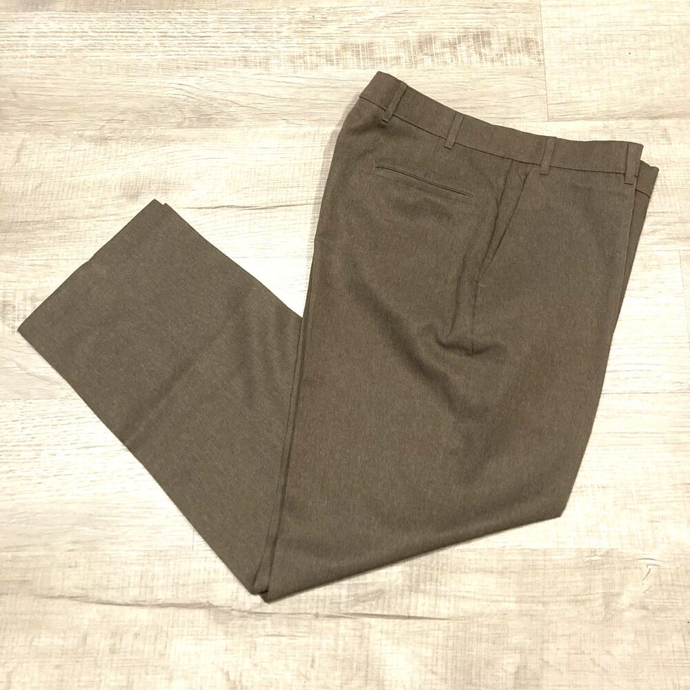 Vtg Mens Levi's Action Slacks Size 36 x 31 Brown Pants Flat Front USA